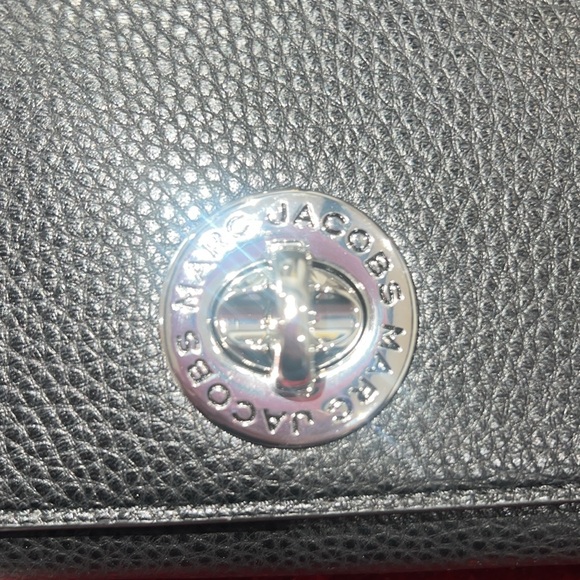 Marc Jacobs Wallet Crossbody - Picture 2 of 4